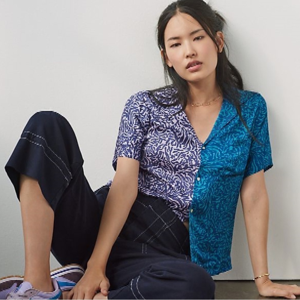 ANTHROPOLOGIE TINY POSTCARD CONTRAST COLOR BUTTON DOWN TOP SIZE SMALL - Picture 2 of 14